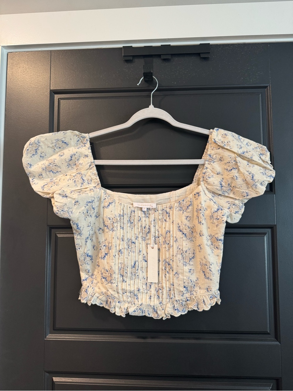 Olivaceous Blue Floral Pintuck Puff-Sleeve Crop Top